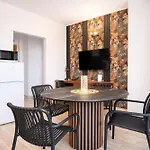 Sunny Design Avalon Apartman Napospart