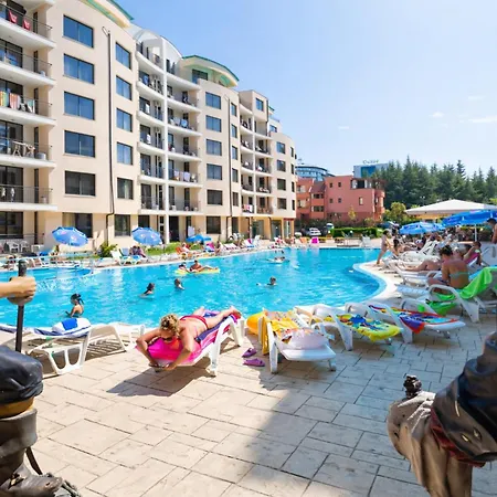 Sunny Design Avalon Apartman Napospart